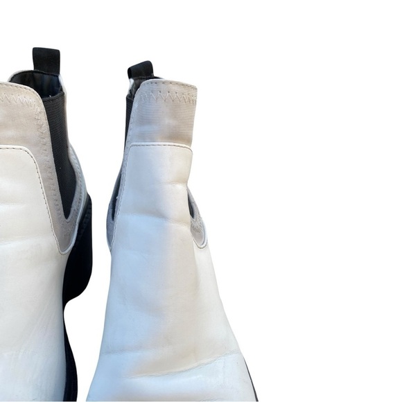 Simply Vera Vera Wang Crested Women's Block Heel Chelsea Boots I Size: 7 - Picture 11 of 16